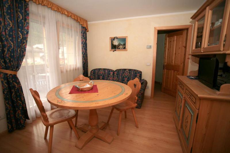 Casa Maurivan Canazei Bagian luar foto